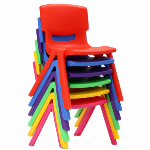 Chaises de maternelle empilables